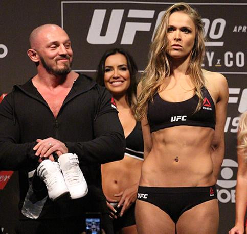 @RondaRousey